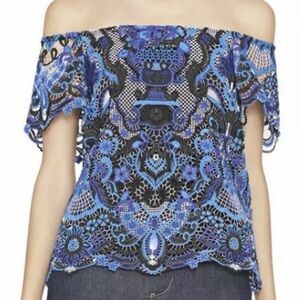 Alice + Olivia Maxie crochet Lace Off Shoulder Blouse Blue Embroidered Small
